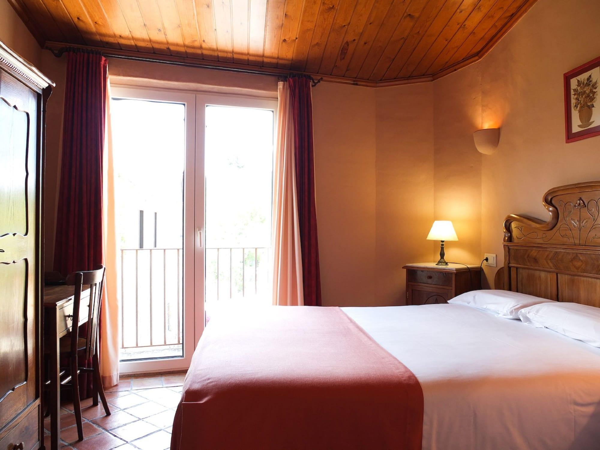 Hotel Sant Feliu Sant Feliu de Boada Екстериор снимка
