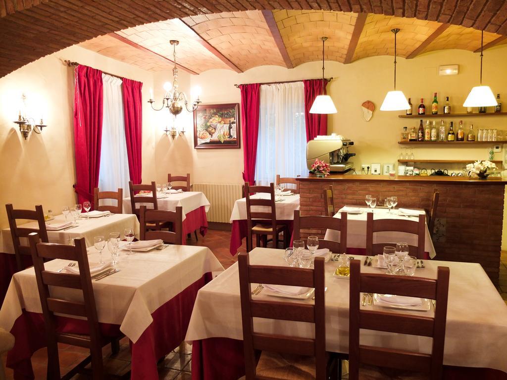 Hotel Sant Feliu Sant Feliu de Boada Екстериор снимка